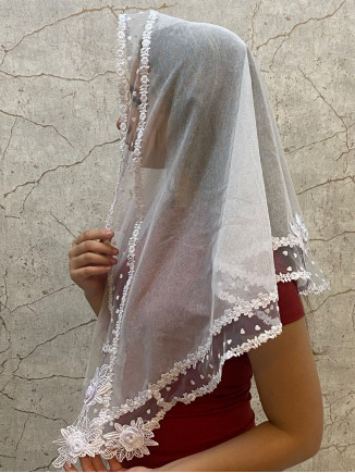 Véu Redondo especial com aplicação